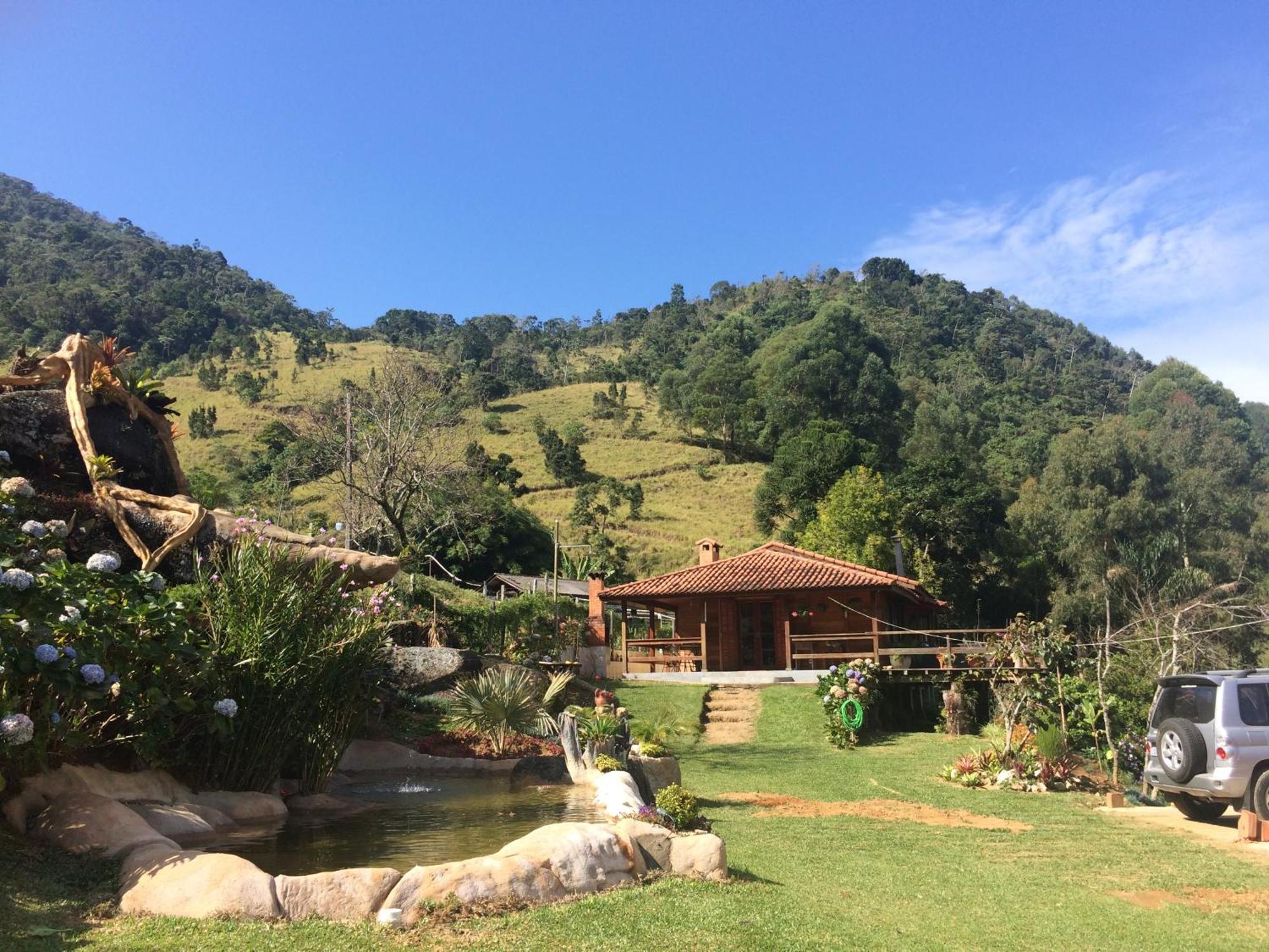 Sitio Com Piscina Natural E Cascata, Com Linda Vista Em Lumiar. Exterior photo