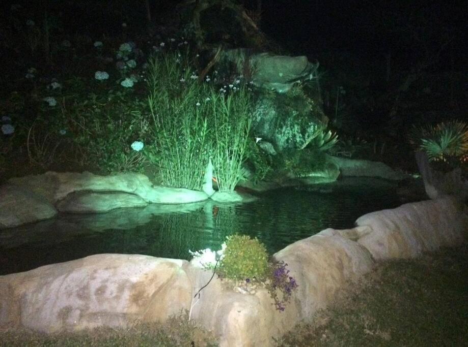 Sitio Com Piscina Natural E Cascata, Com Linda Vista Em Lumiar. Exterior photo